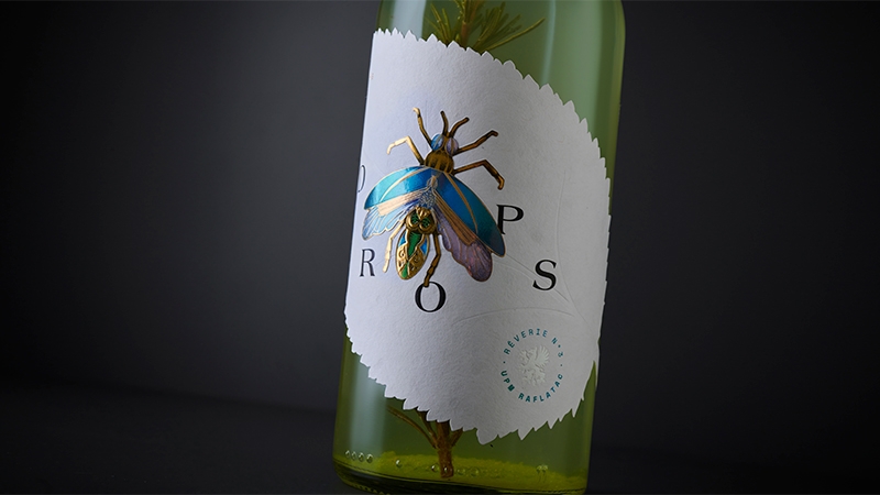 Rêverie 3 sustainable label materials for wine spirits and beverages credit UPM Raflatac