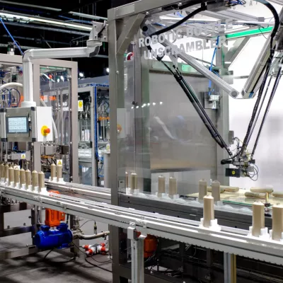 HG Robotics robotic bottle sorter