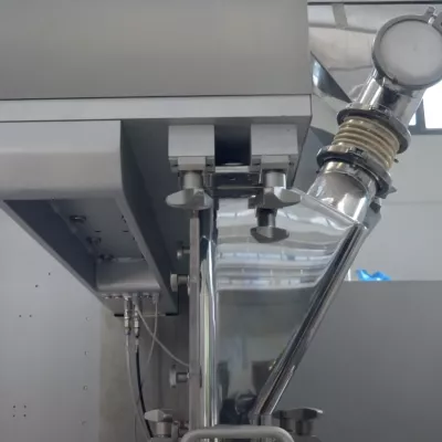 OMAG sachet packaging machine for powdery products