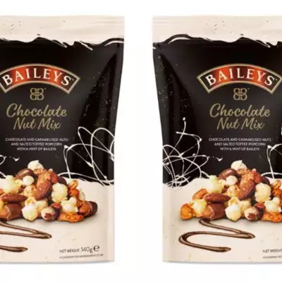 Stand-up pouch design brings Baileys’ new Chocolate Nut Mix to life