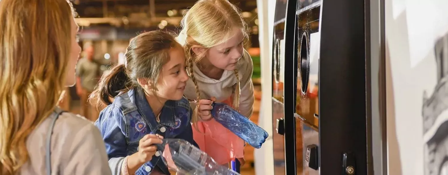 Hungary launches new deposit return scheme for drink container recycling credit TOMRA