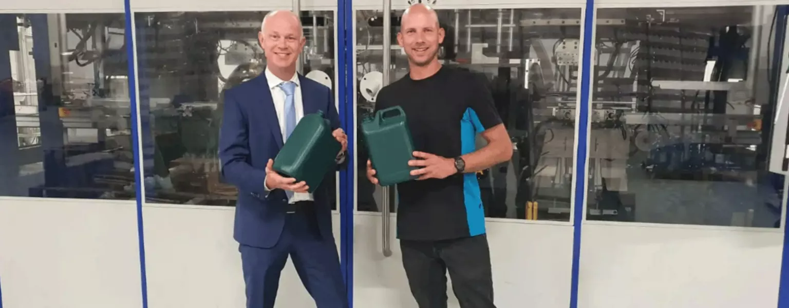 Houweling Group Jerrycan of 100 plastic waste from The Plastic Soup