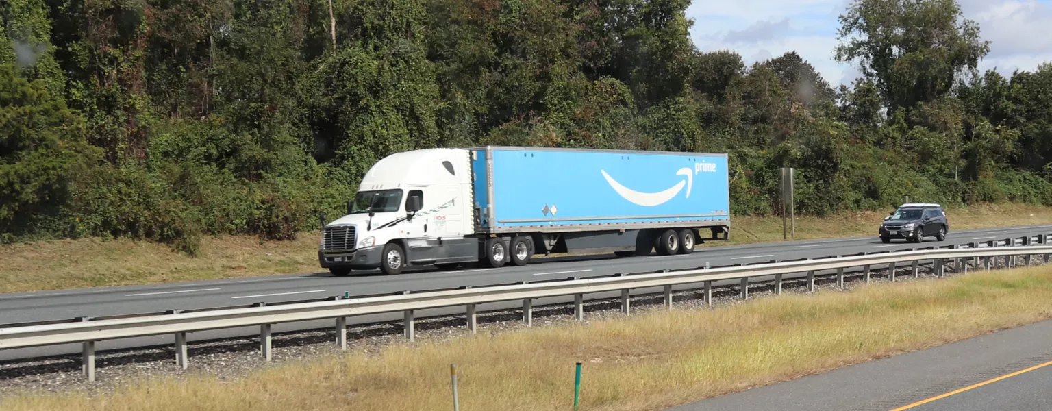 Amazon Prime truck credit Elvert Barnes CC BY SA 20