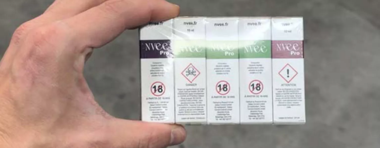YPS e-cigarette packaging
