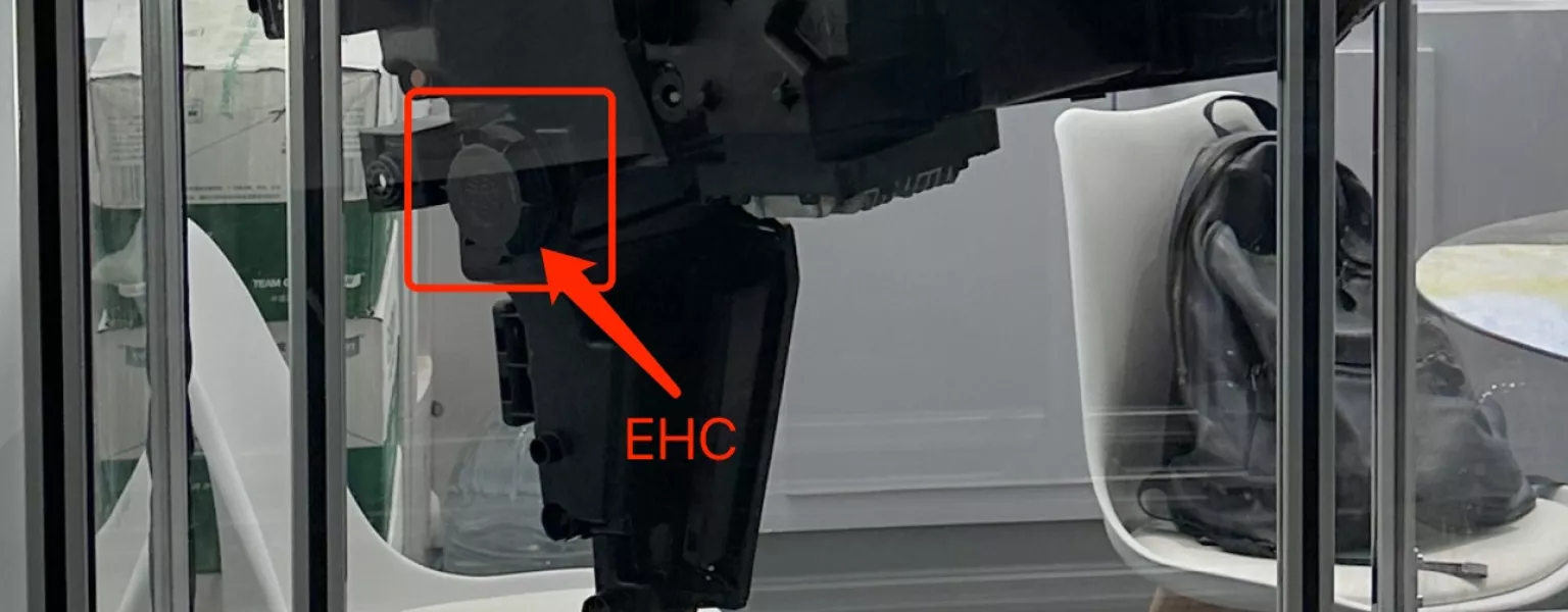 WiseSorbent Innovative EHC system protects car lights from moisture damage