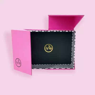 Lyte Packaging pink dual door
